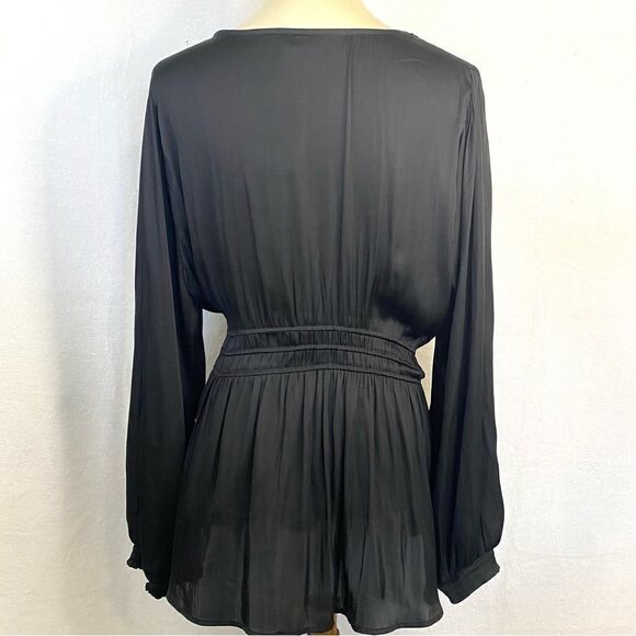 TORRID PEPLUM SATIN SMOCKED WAIST TOP NWT - Picture 6 of 11